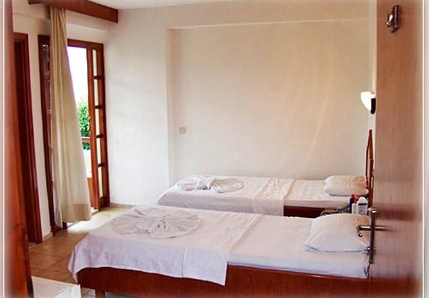 Ares City Hotel