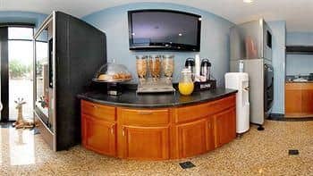 Quality Inn Floral Park Quality Inn Floral Park
