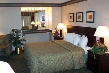 Holiday Inn Louisville-north Holiday Inn Louisville-north