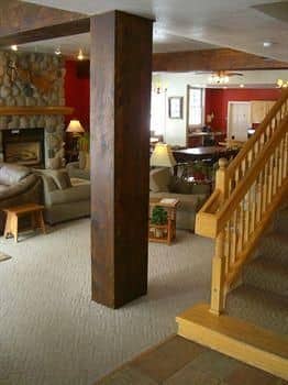 Crested Butte Lodge and Hostel