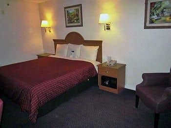 Super 8 Hutchins TX