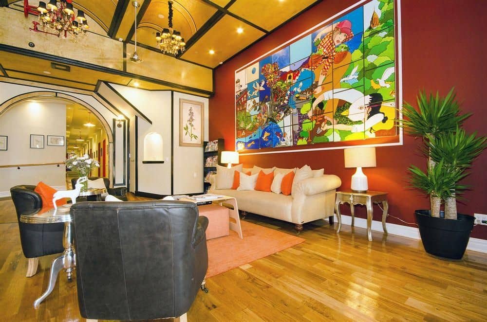 Box House Hotel
