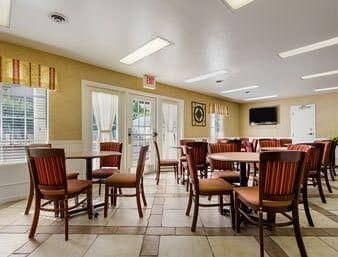 Baymont Inn and Suites Cleveland TN