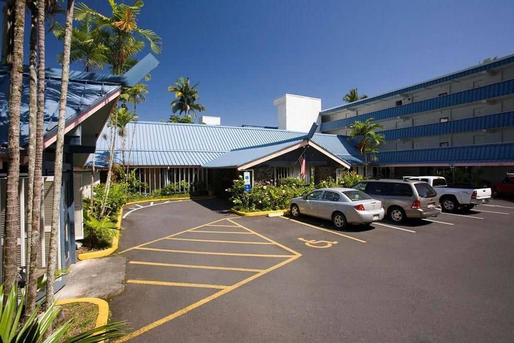 Uncle Billy's Hilo Bay Hotel