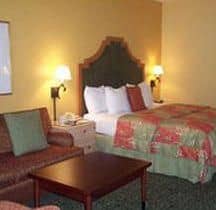 DoubleTree by Hilton Hotel Campbell - Pruneyard Plaza DoubleTree by Hilton Hotel Campbell - Pruneyard Plaza