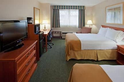Holiday Inn Express Sharon/Foxboro Holiday Inn Express Sharon/Foxboro