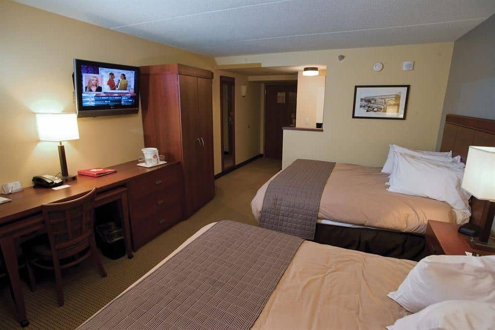 CANAD INNS GRAND FORKS