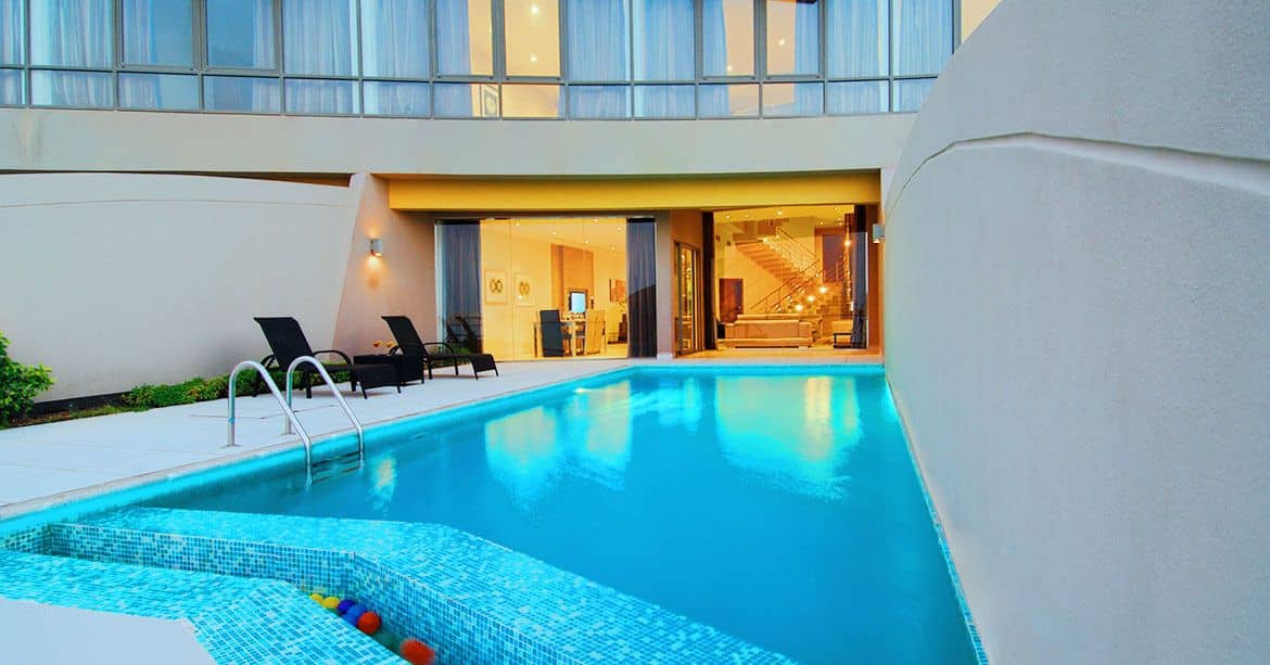 Dragon Hotel And Resort