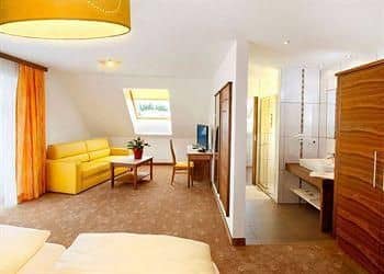 EB Hotel Garni EB Hotel Garni