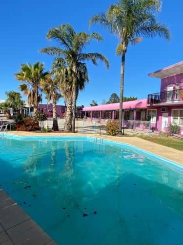 Paddle Steamer Motel