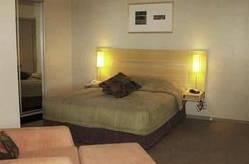 Lennox Point Holiday Apartments
