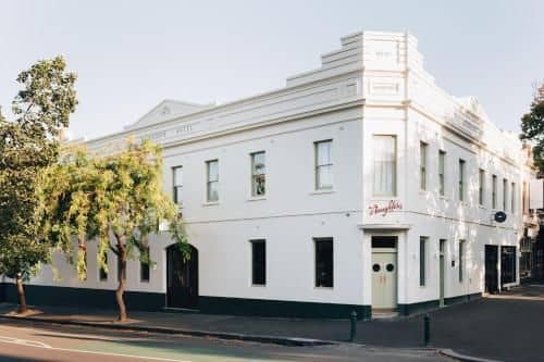 Naughtons Parkville Hotel