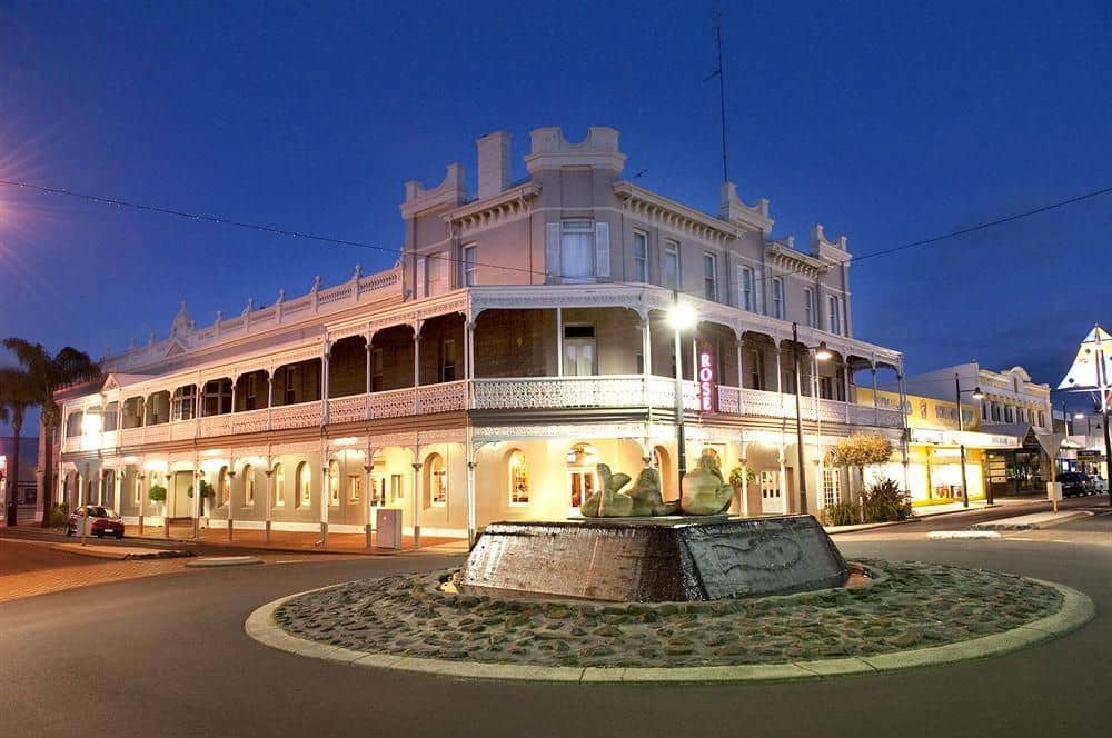 Rose Hotel