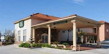 Guesthouse Inn & Suites Guesthouse Inn & Suites