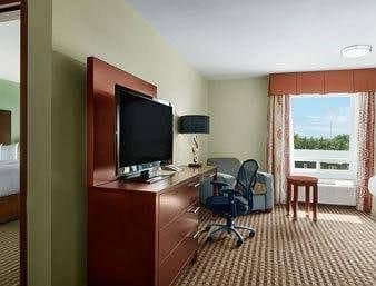 Ramada Carlyle