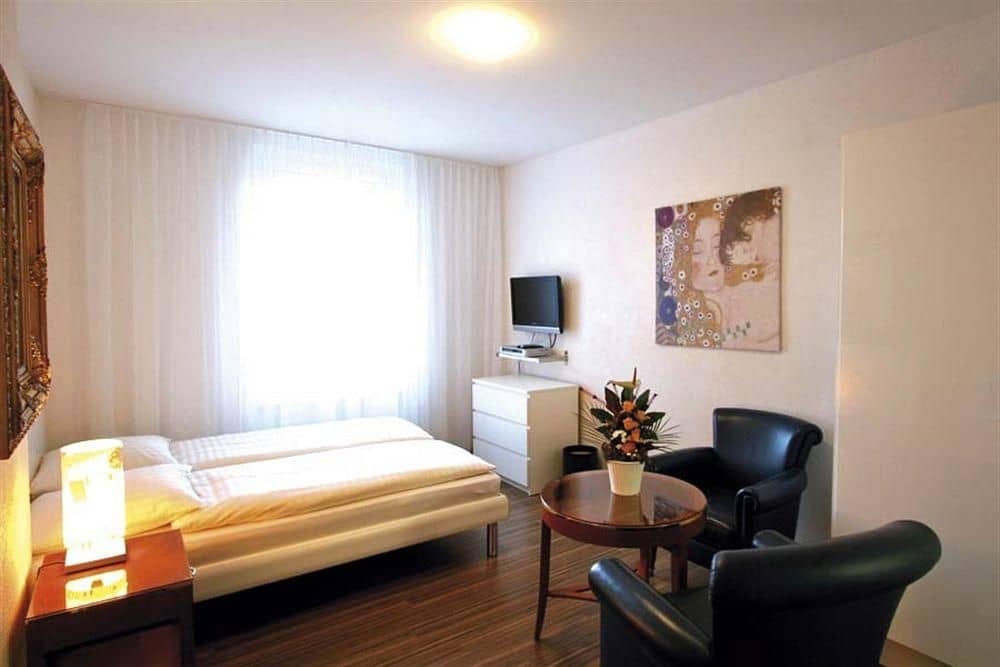 Apartments Swiss Star Badenerstrasse