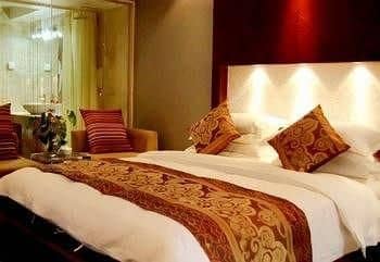 High Mountain Flowing Water Hotel - Kunming