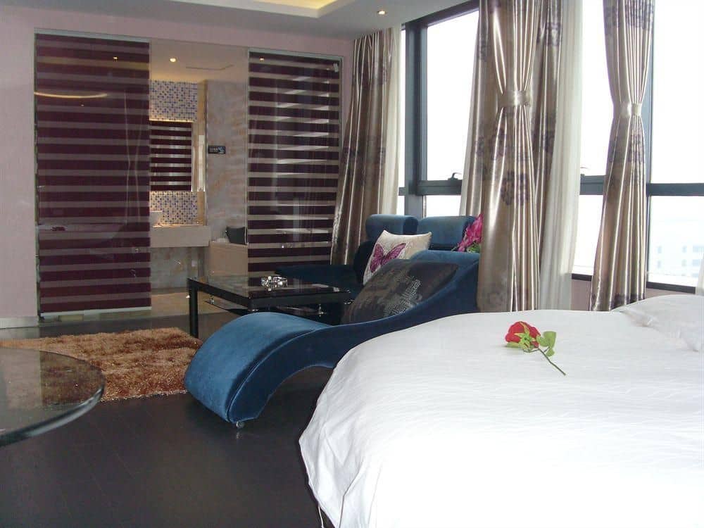 LEAD NOBLE BOUTIQUE HOTEL