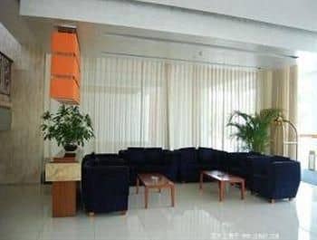 Donghu Service Apartment Hotel