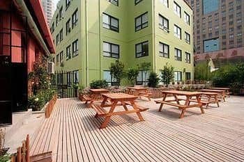 Le Tour Traveler's Rest Youth Hostel