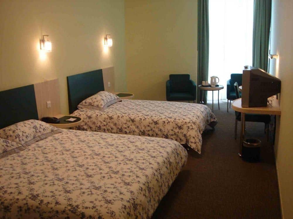 Motel168 ShangHai WanPing Road Inn
