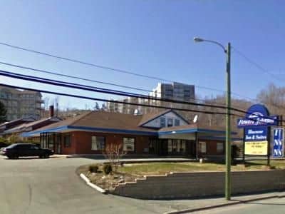 Howard Johnson Bluenose Inn And Suites
