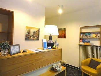 Hotel Moon
