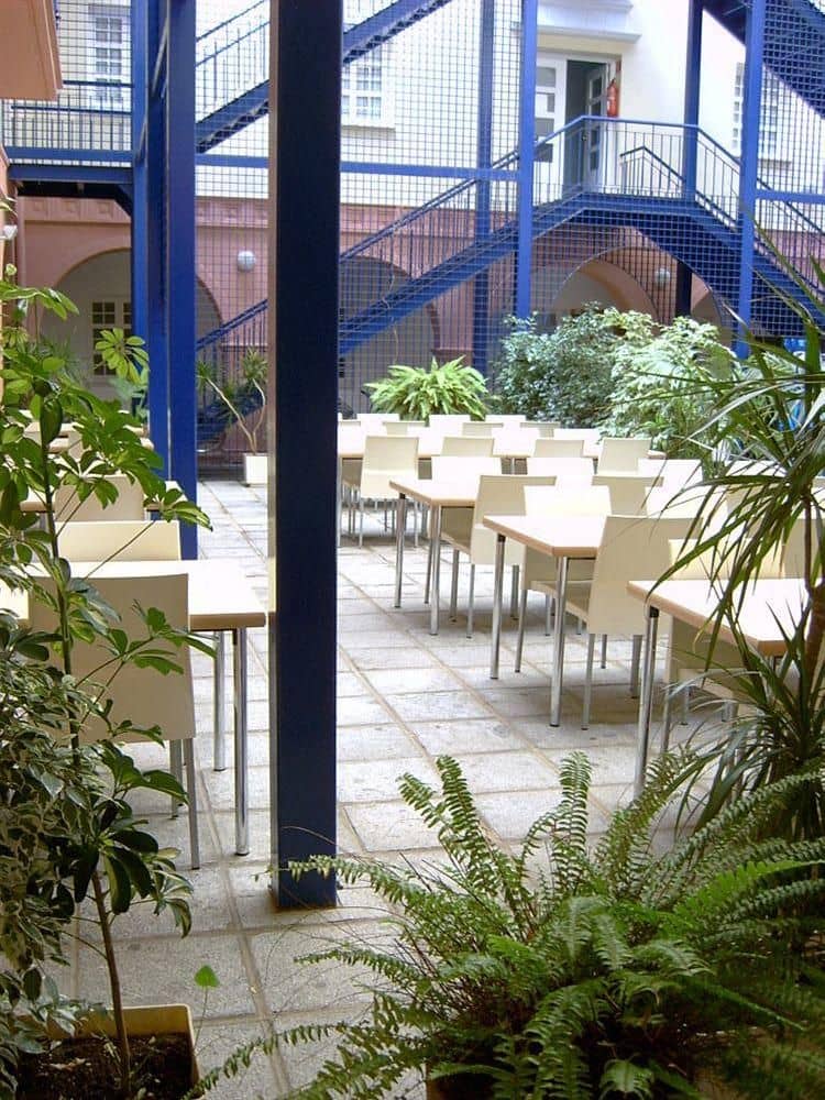 Albergue Inturjoven Huelva - Hostel