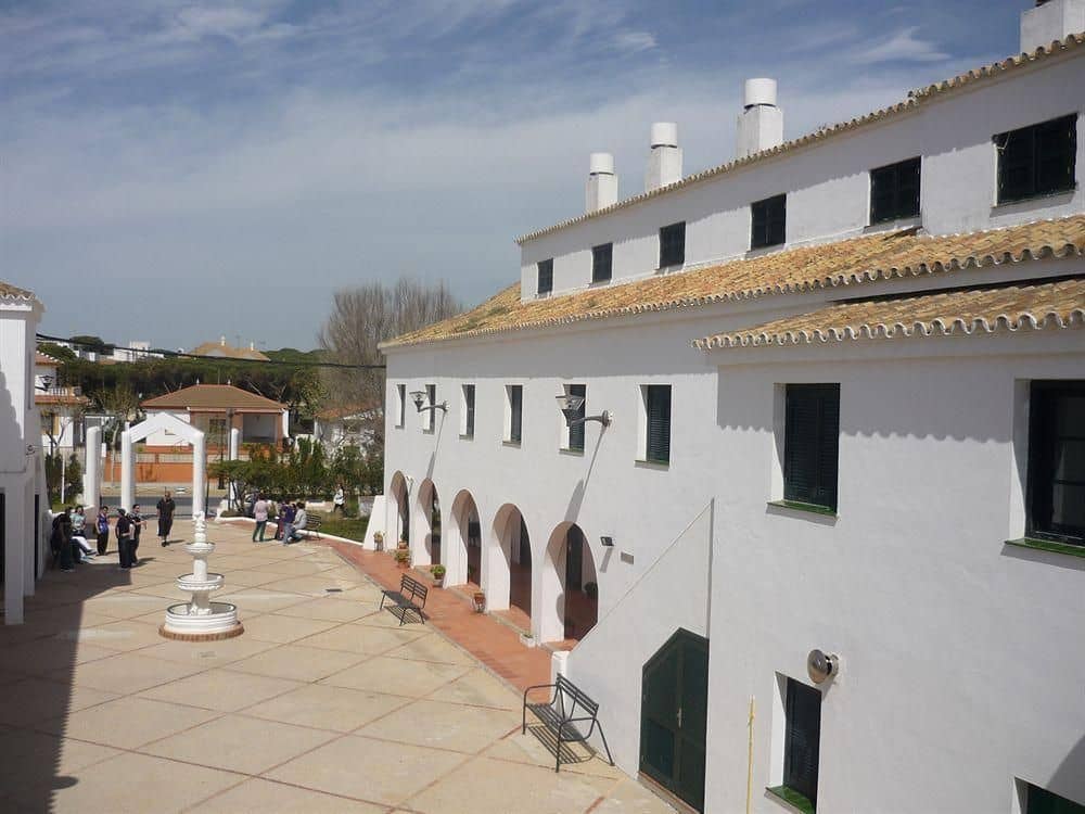 Albergue Inturjoven Punta Umbria - Hostel Albergue Inturjoven Punta Umbria - Hostel
