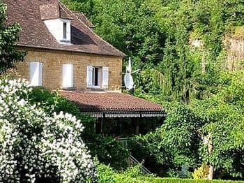 LA TREILLE LA TREILLE