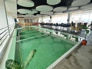 โรงแรมฮอไรซัน ซามารินดา