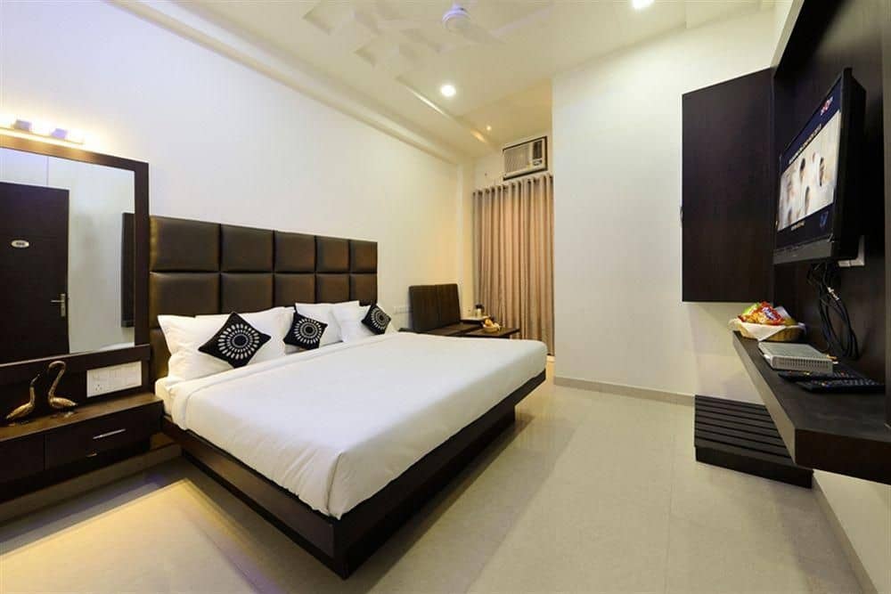 Hotel Madhushrie Hotel Madhushrie