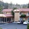 Relax Inn And Suites