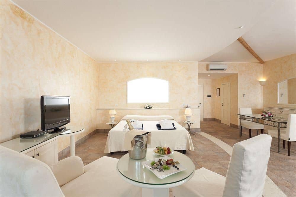 Costa Brada Luxury Resort Costa Brada Luxury Resort