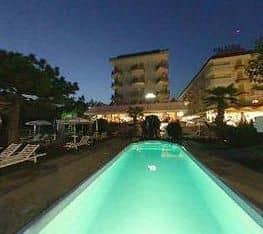 Hotel Universo