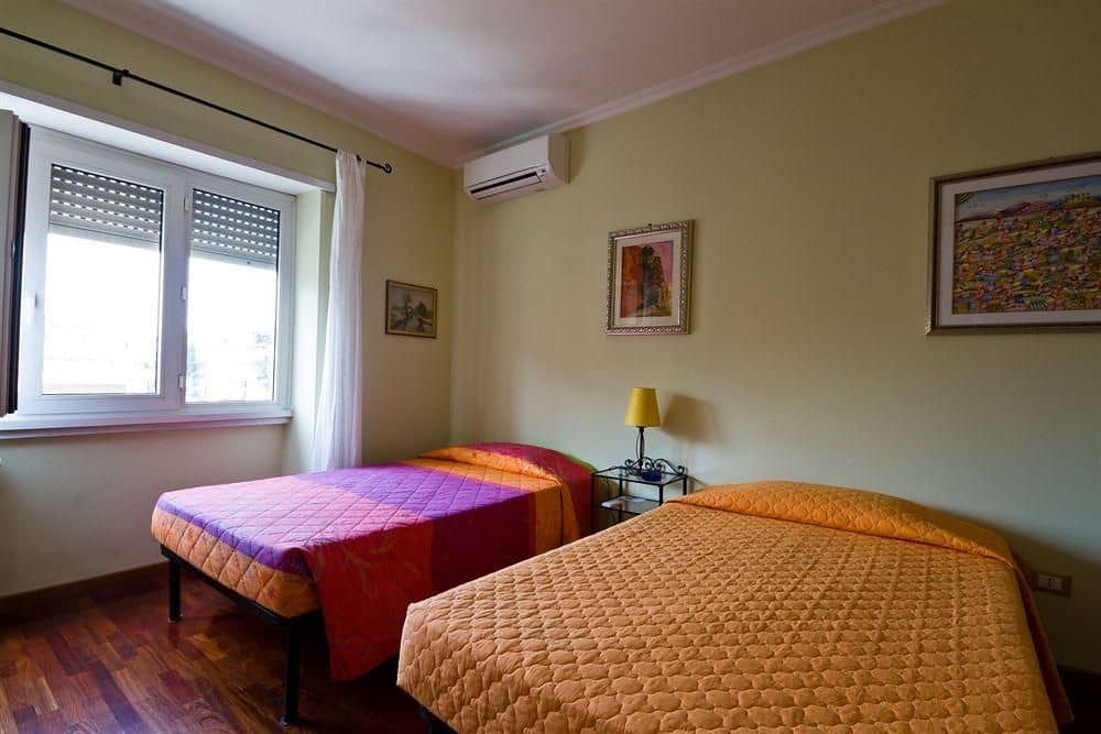 B&B Davila 25
