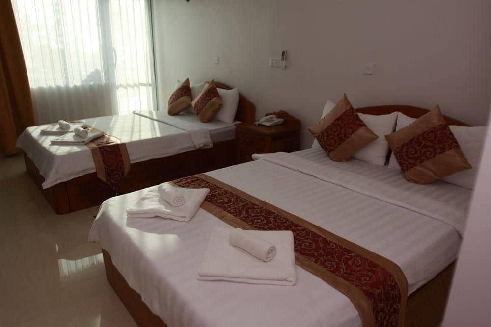 White Beach Hotel White Beach Hotel