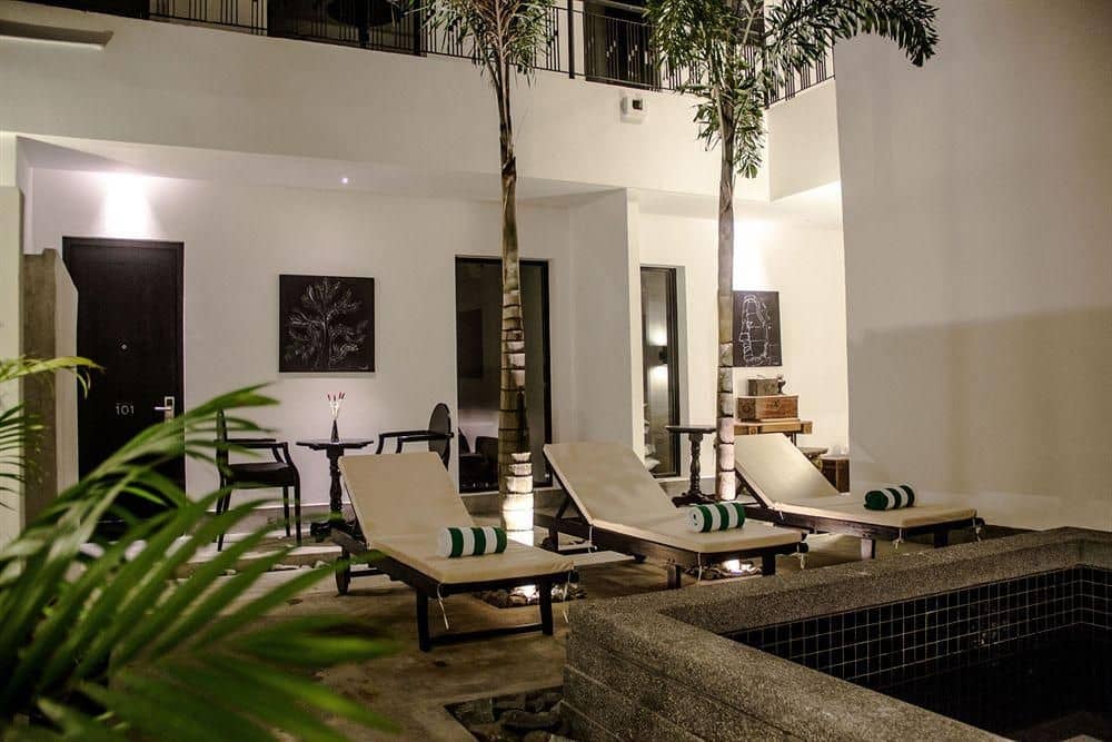 H Hotel