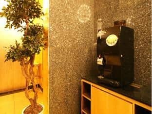 we2 hotel