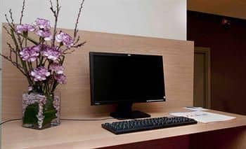 Manzil Hotel