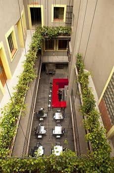 Downtown Beds - Hostel
