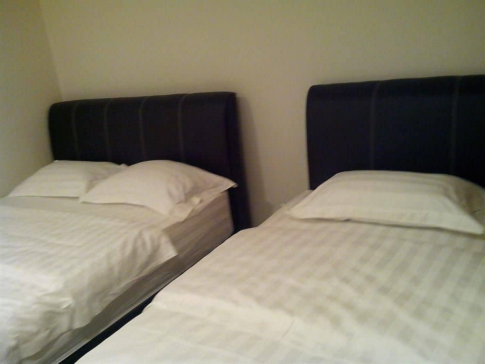 33 Star Hotel