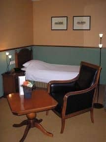 AUBERGE DU BONHEUR AUBERGE DU BONHEUR