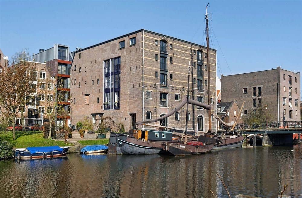 Central Station Western Docks Apartments Central Station Western Docks Apartments
