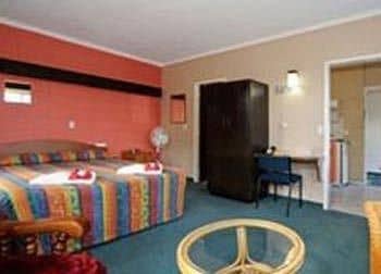 Robroy Motor Inn