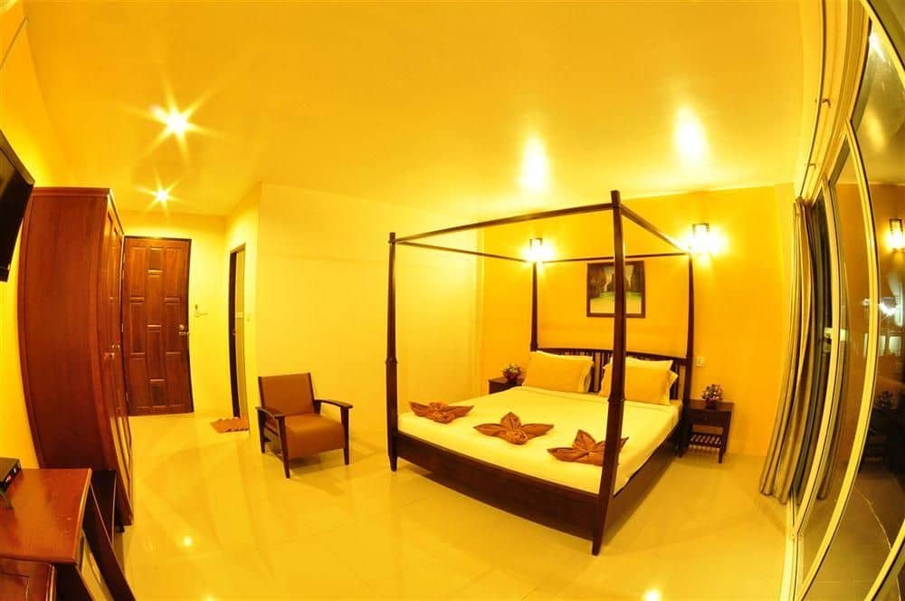 Phi Phi October Guesthouse