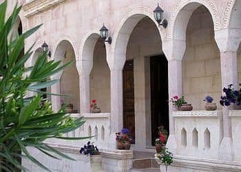 Nature Park Cave Hotel