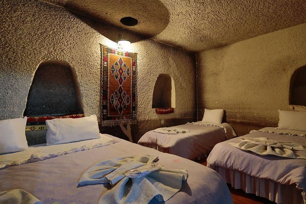 Cave Hotel Saksagan