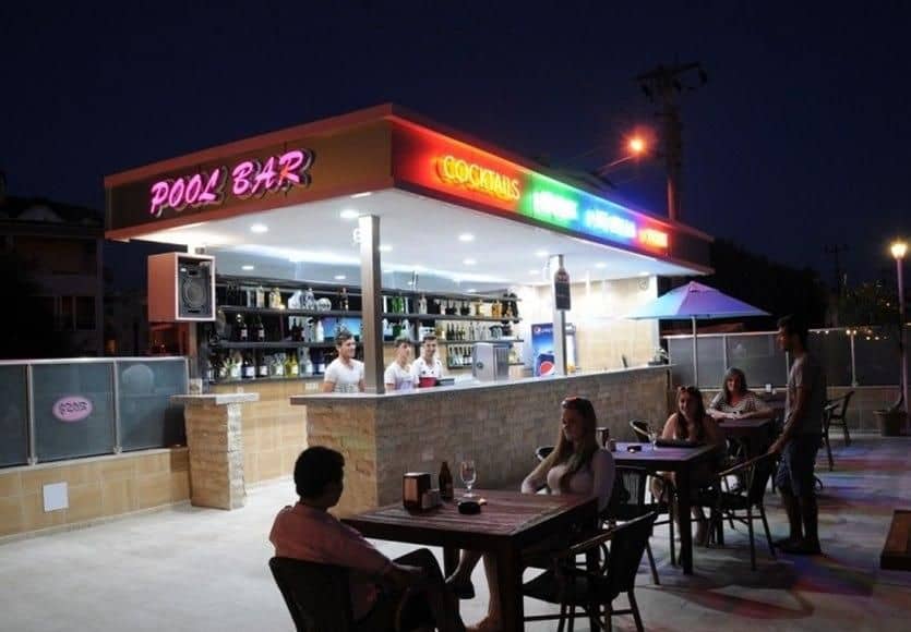 Rosy Hotel