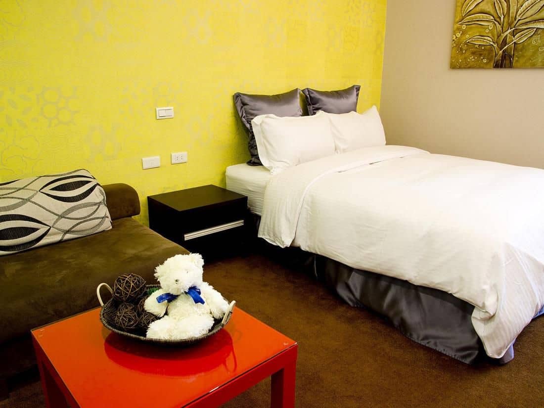 Urban Chic Inn